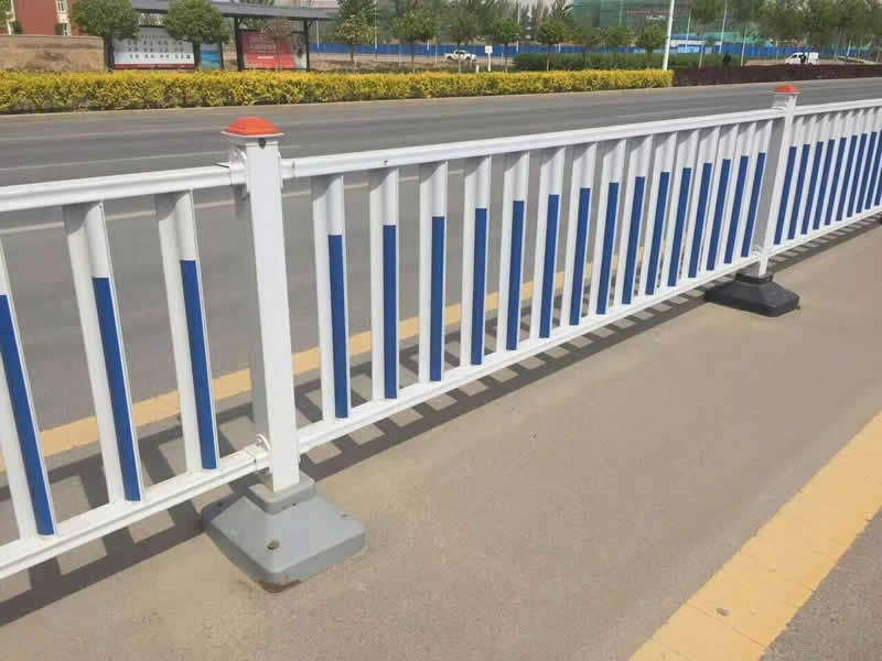 西湖防眩目道路护栏